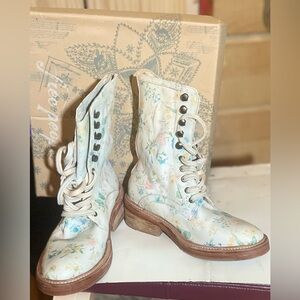 Freebird Women's Floral Lace-Up Boots
